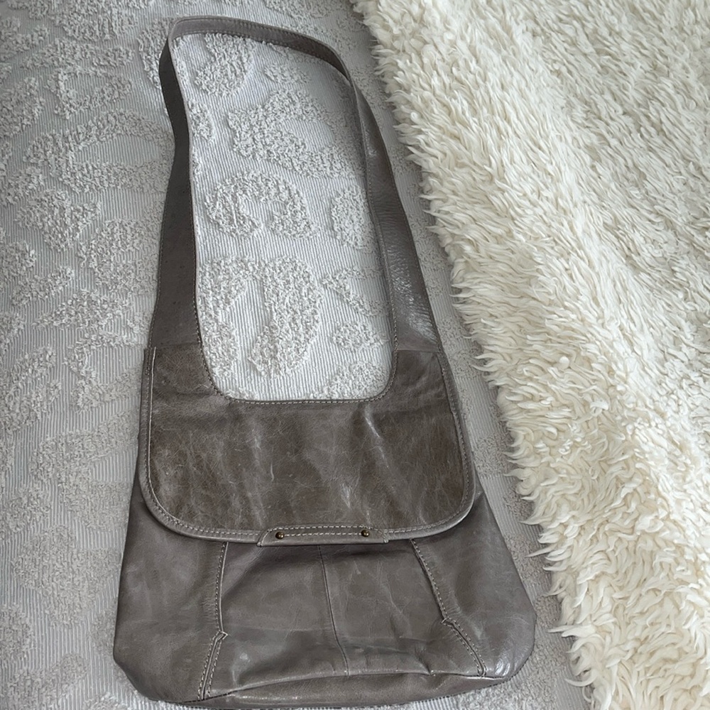 Hobo crossbody / shoulder